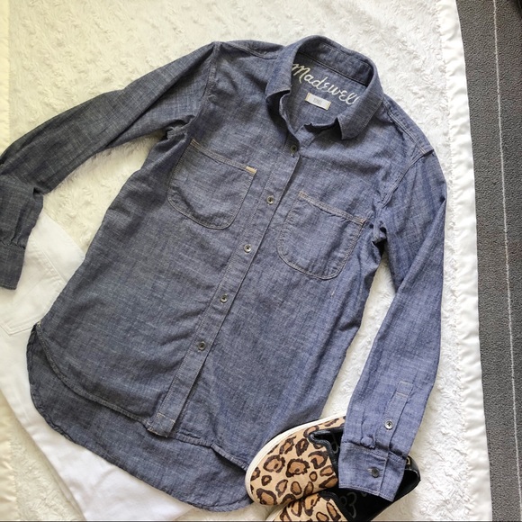 Madewell Tops - Madewell Ex Boyfriend Chambray Button Down